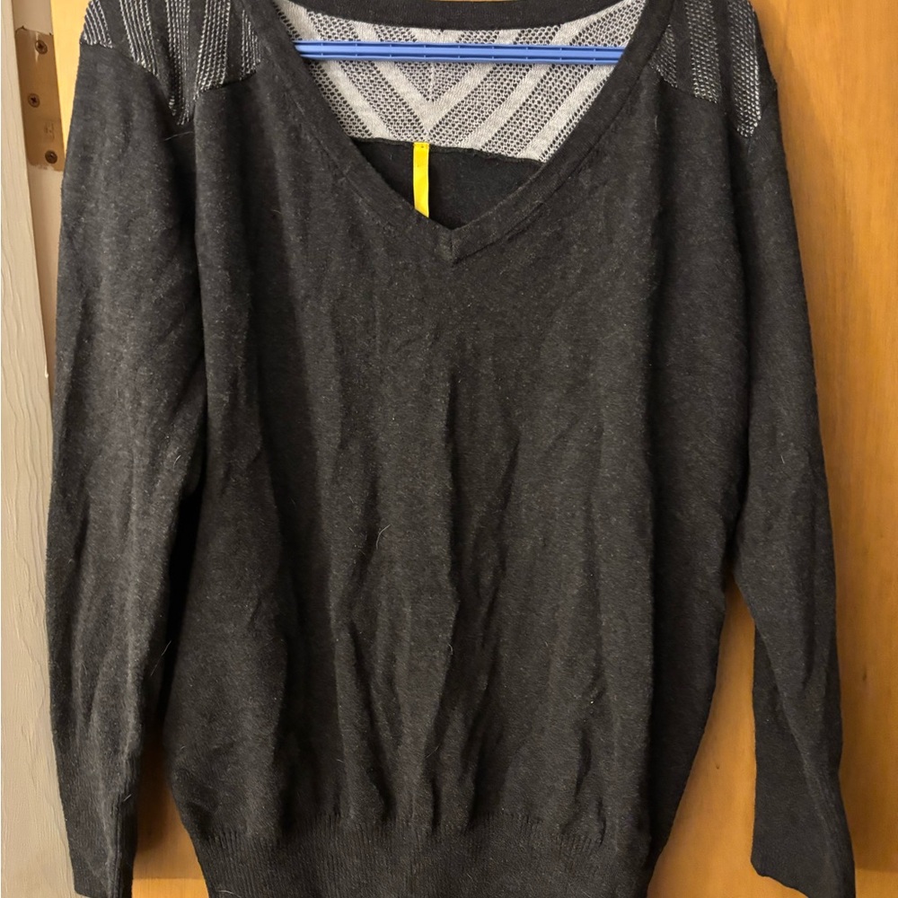 Lole sweater